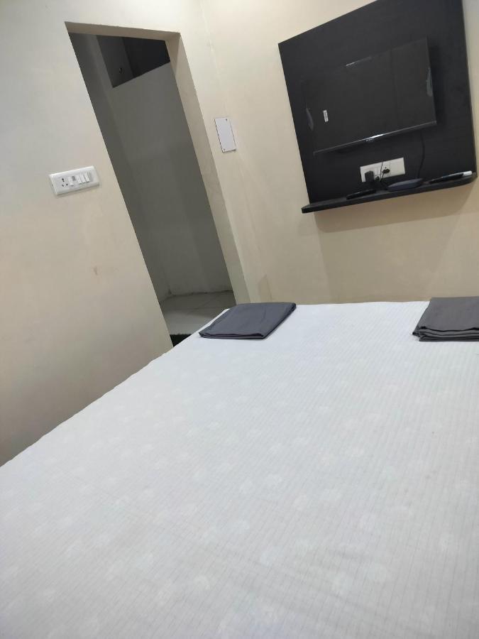 Satkar Home Stay Ujaim Exterior foto